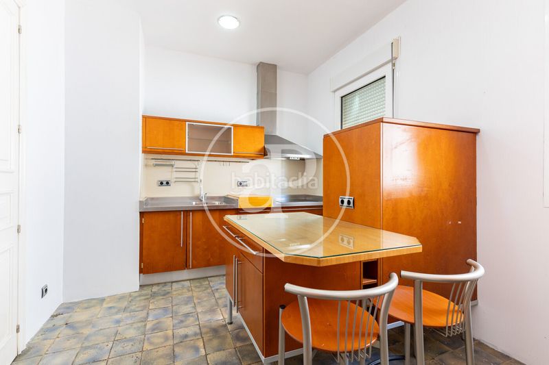 Foto 1e5dd965-c5b3-49cf-9464-11291fd007d1. Casa adossada amb calefacció aparcament a Creu Alta Sabadell