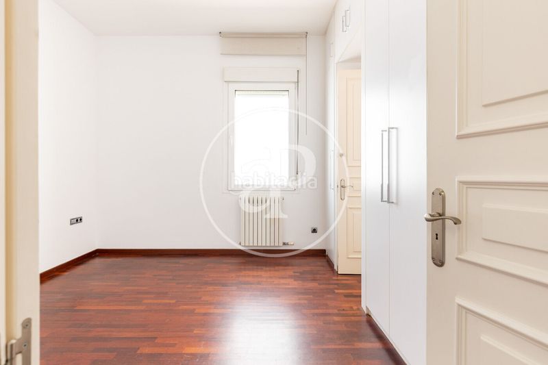 Foto 2ef39830-6cad-4b93-8b9d-a4b9c781d530. Casa adossada amb calefacció aparcament a Creu Alta Sabadell