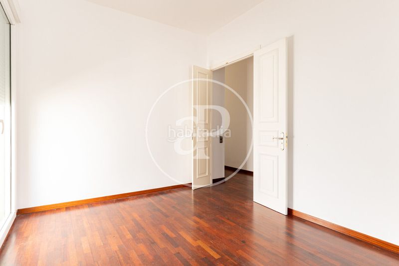 Foto f3754eb8-d5ca-439c-9ce2-84a0f92b20d4. Casa adossada amb calefacció aparcament a Creu Alta Sabadell