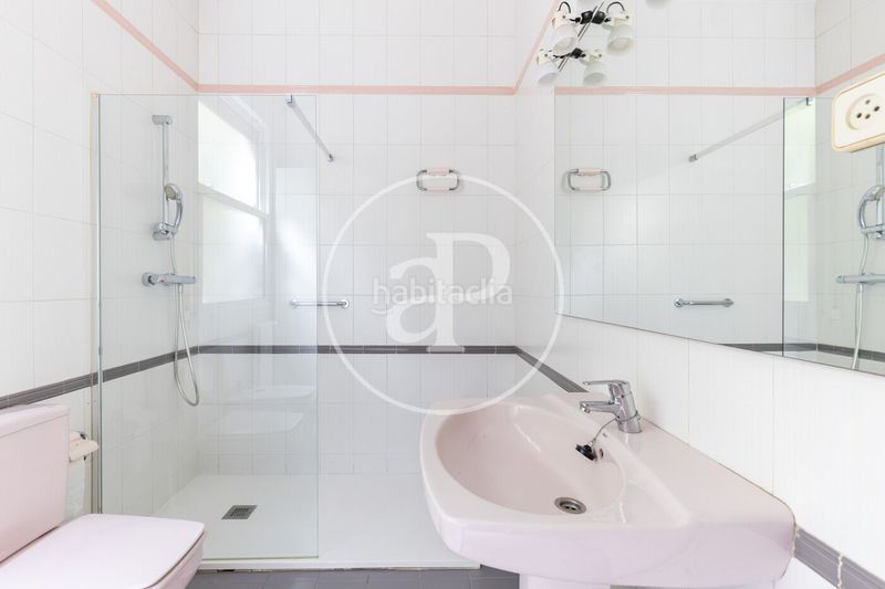 Foto 6d6c8739-6a69-416c-a402-bacf606ef4d9. Casa amb calefacció aparcament piscina a Matadepera