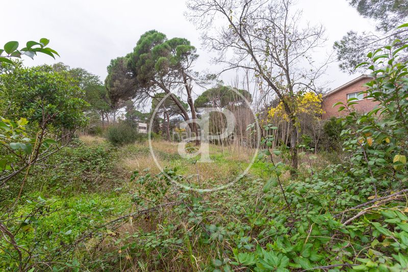 Foto bb043a5a-63b2-41d7-ae2b-7d455dd647b0. Terreny residencial a Valldoreix Sant Cugat del Vallès