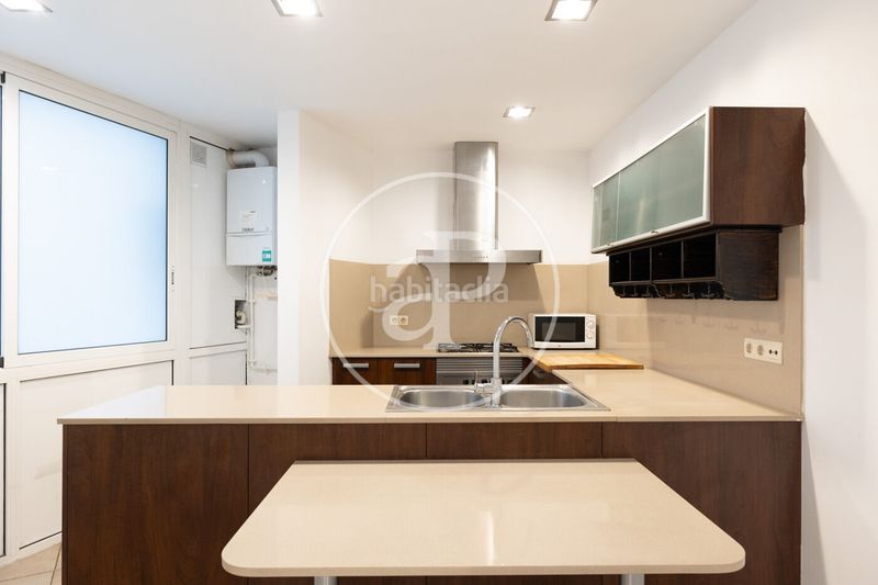 Foto ecabbdba-e225-4991-b26d-8b74831f1bea. Pis amb calefacció aparcament a Sant Gervasi - Galvany Barcelona
