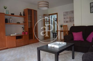 Affitto Appartamento in Barrio de Patraix. Piso en alquiler en patraix