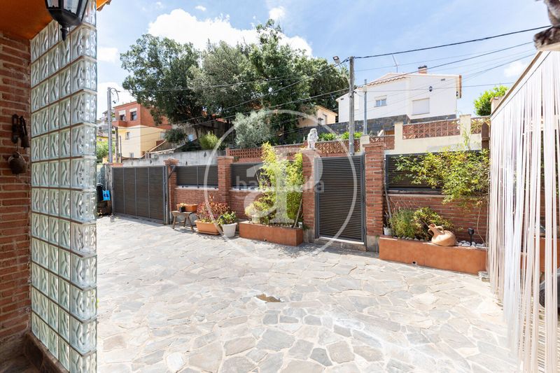 Foto 64865058-e181-4633-801a-8121b310c86a. Casa amb calefacció aparcament piscina a Can Palet de Vista Alegre Terrassa