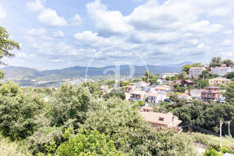 Foto 80e1de00-8b1a-42ac-9965-683db314fe64. Casa amb calefacció aparcament piscina a Can Palet de Vista Alegre Terrassa