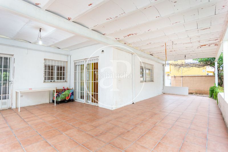 Foto 1c1e6500-8016-4a54-a0b1-8faa3195e768. Casa amb calefacció aparcament piscina a Riba - roja de Túria