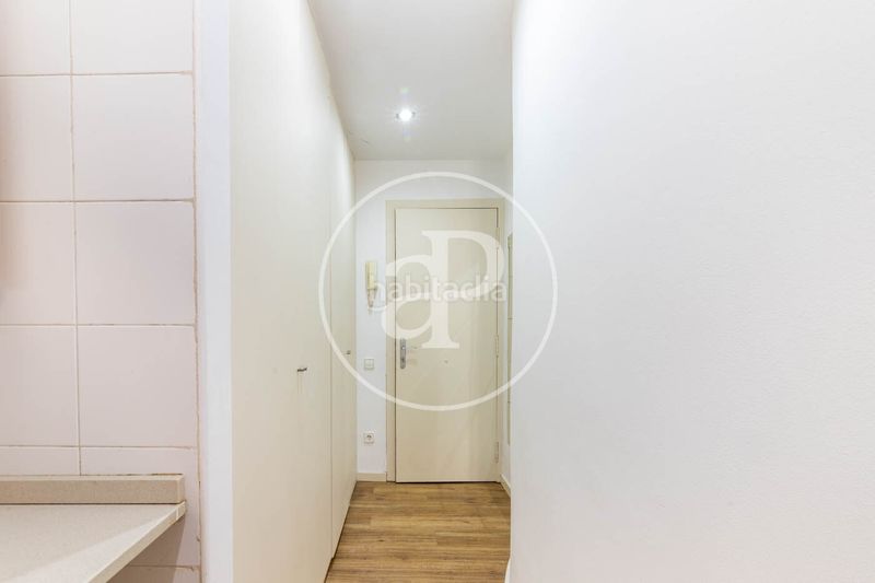 Foto 4891d79c-de9f-4a70-a527-e1158850097b. Pis amb calefacció a Raval Barcelona