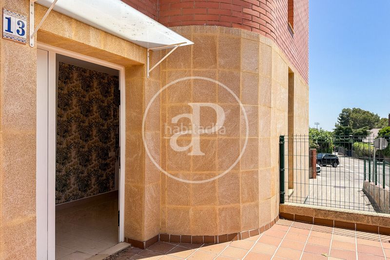 Foto f98be1de-a1ef-453f-b476-16ad18420f42. Casa aparellada amb calefacció aparcament piscina a Matadepera