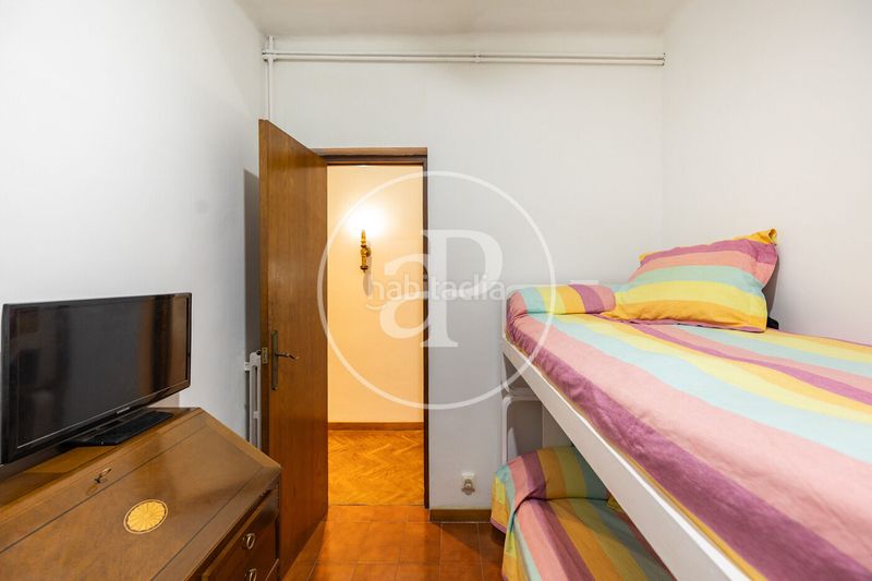 Foto ddd6400c-fa57-4e7b-ad6c-3e872128218a. Pis amb calefacció aparcament a Vila de Gràcia Barcelona