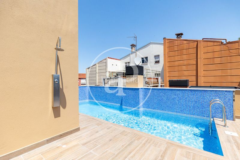 Foto 4b35f40e-f5c8-4220-aa51-92d2f987925d. Pis amb calefacció piscina a Sagrada Família Barcelona