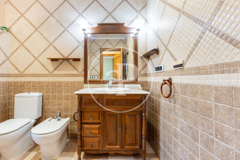 Foto dab09803-4a4c-4d10-b870-a332a86da9da. Casa amb calefacció aparcament piscina a Corinto-Almardà Sagunt