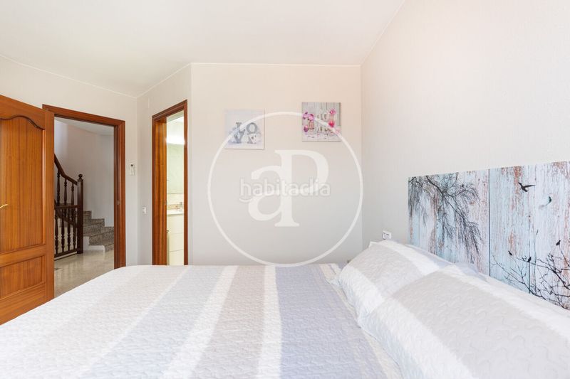Foto a86e05c5-6124-4dfe-98ea-eb91a7b13cee. Casa adossada amb calefacció aparcament a Ca n´Oriol Rubí