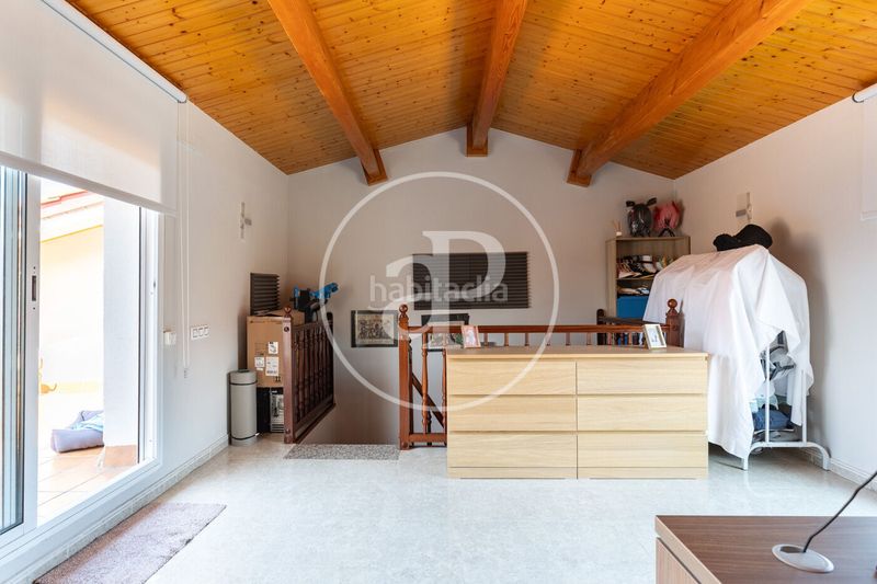 Foto d29cd3f7-97b0-4160-b349-7294d7ee2eb6. Casa adossada amb calefacció aparcament a Ca n´Oriol Rubí