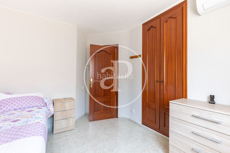 Foto ddcee691-13e7-4660-bcd8-1ddfc5d1963a. Casa adossada amb calefacció aparcament a Ca n´Oriol Rubí