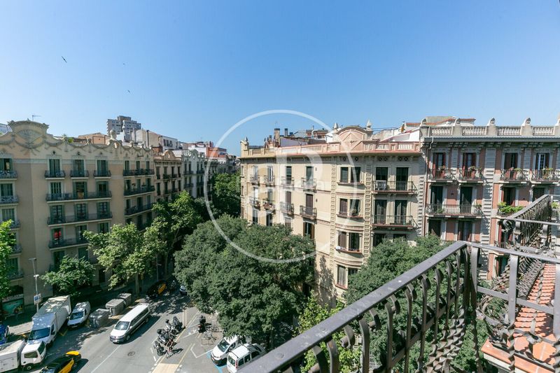 Foto 2a490470-388f-478c-9562-38dd5e5cf060. Àtic amb calefacció a L´Antiga Esquerra de l´Eixample Barcelona