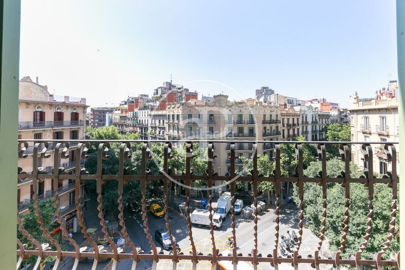 Foto 611f11ec-b94e-4ec8-b9ae-21a4798b3da9. Àtic amb calefacció a L´Antiga Esquerra de l´Eixample Barcelona