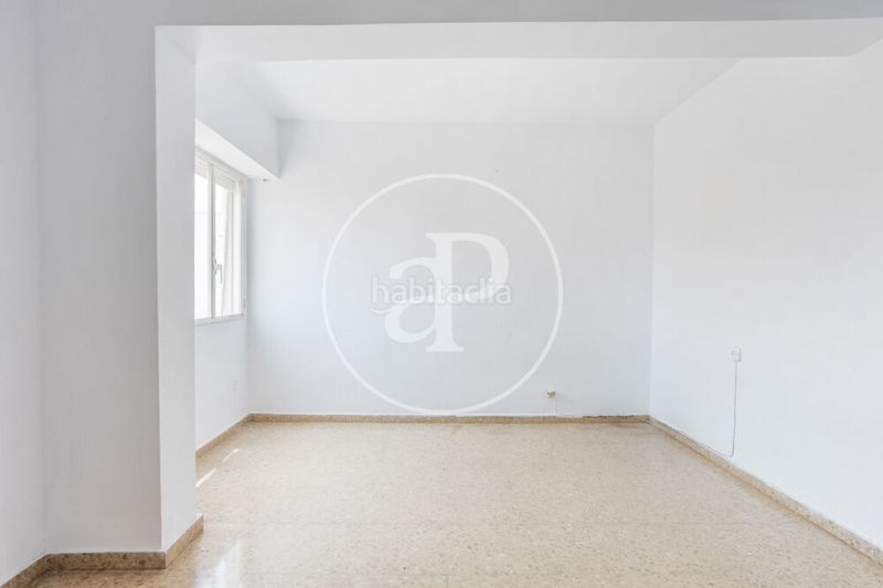 Foto a3394074-6d05-4b35-b539-55c3b52cda4a. Pis amb calefacció aparcament a La Petxina Valencia