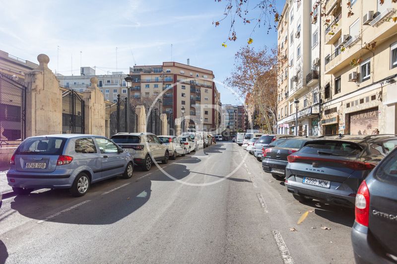 Foto c2689f66-d2b6-41de-b951-7b1c8cf089f8. Pis amb calefacció aparcament a La Petxina Valencia