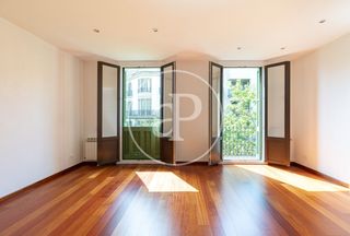 Flat  Carrer de còrsega. Piso en venta en calle còrsega