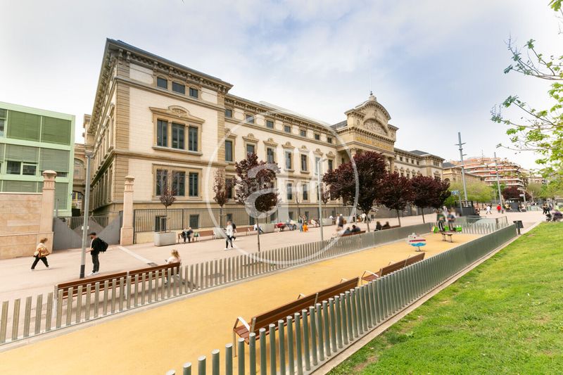 Foto 0d9db467-3d6f-41e6-89b5-92ad85ac47d4. Pis amb calefacció a La Nova Esquerra de l´Eixample Barcelona