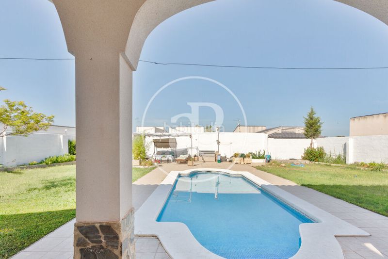 Foto 8d626d84-397a-4621-826f-9b8280bd2b2c. Casa amb calefacció aparcament piscina a Olocau