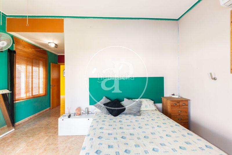 Foto a7be503d-45e9-49db-b433-ea8f3b4dbff5. Casa amb calefacció aparcament piscina a Olocau