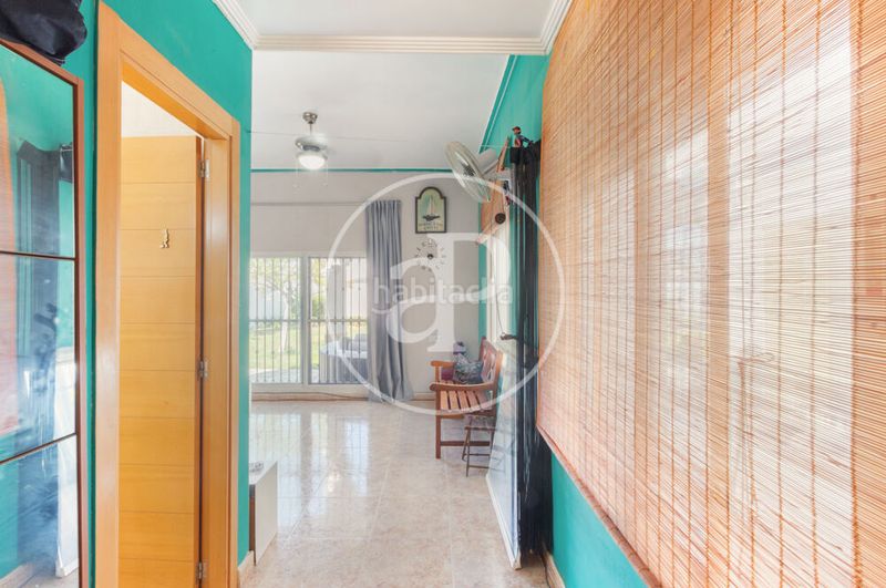 Foto a7cb880e-68dc-44d8-86e2-eefd576bb5af. Casa amb calefacció aparcament piscina a Olocau
