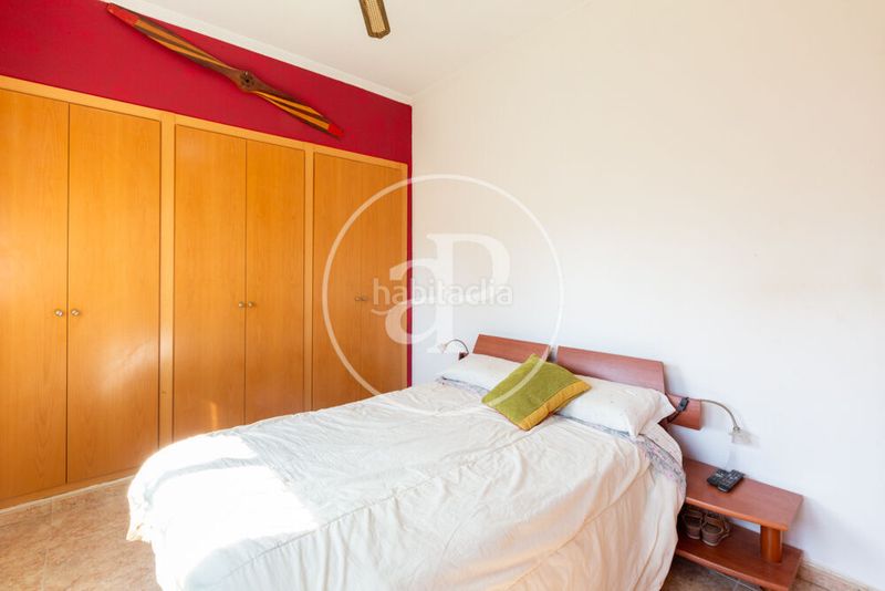 Foto cbd7bd64-7703-4563-b936-e6963f658a0e. Casa amb calefacció aparcament piscina a Olocau