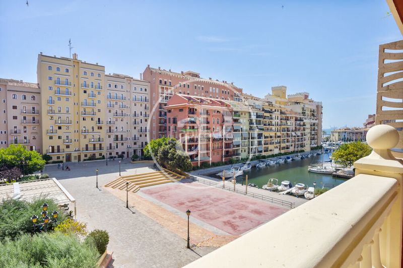 Foto b23d78b9-16fd-4345-bb60-126455c8e986. Pis amb calefacció piscina a Port Saplaya Alboraya