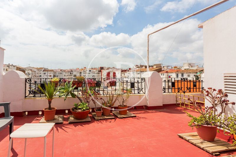 Foto aaaba36b-3c01-4758-acb8-ce9609c99d8d. Àtic amb calefacció a Russafa Valencia