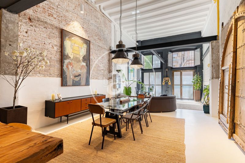 Foto 5324f9b9-ae77-4f61-8612-291d88576bd9. Loft amb calefacció a Sants Barcelona