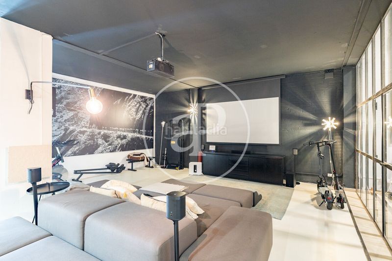 Foto 95176493-7748-44d8-94f9-63104f59a097. Loft amb calefacció a Sants Barcelona