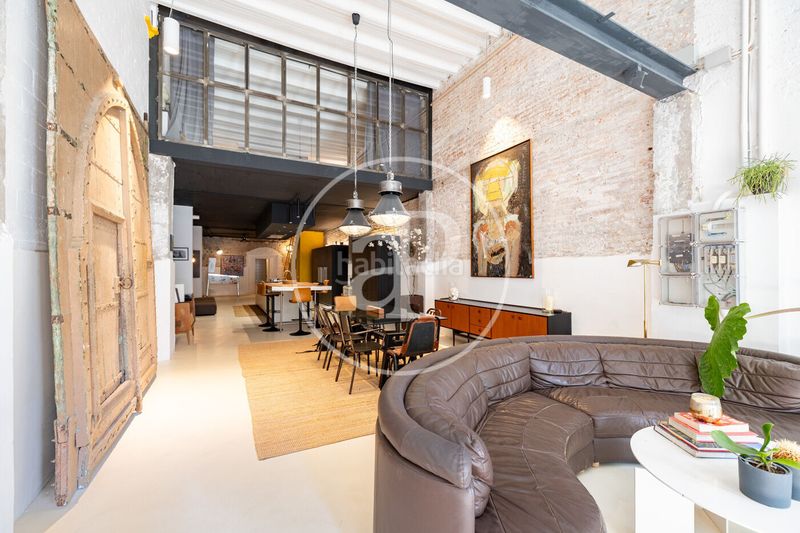 Foto e6fc96c1-be05-4a6f-ae28-a9ef25aa22f5. Loft amb calefacció a Sants Barcelona