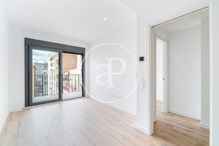 Location Appartement  Carrer del comte d'urgell. Piso en alquiler en comte durgell eixample esquerra