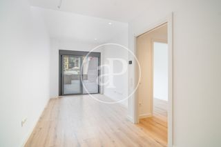 Miete Etagenwohnung  Carrer del comte d'urgell. Piso en alquiler en comte durgell eixample esquerra
