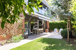 Dúplex  Carretera de vallvidrera. Piso en venta en arxius de sant cugat