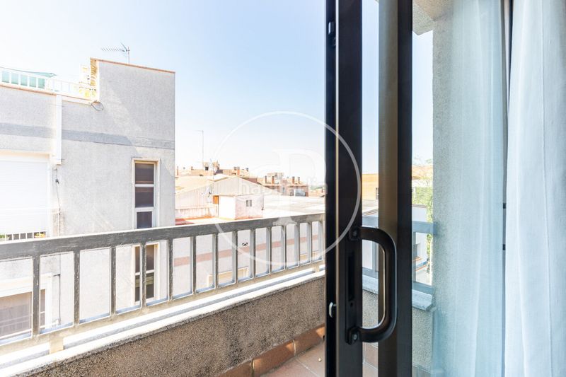 Foto 4d887934-7ae2-4c32-ad6e-3ef74778284c. Casa adossada amb calefacció aparcament a La Serreta Rubí