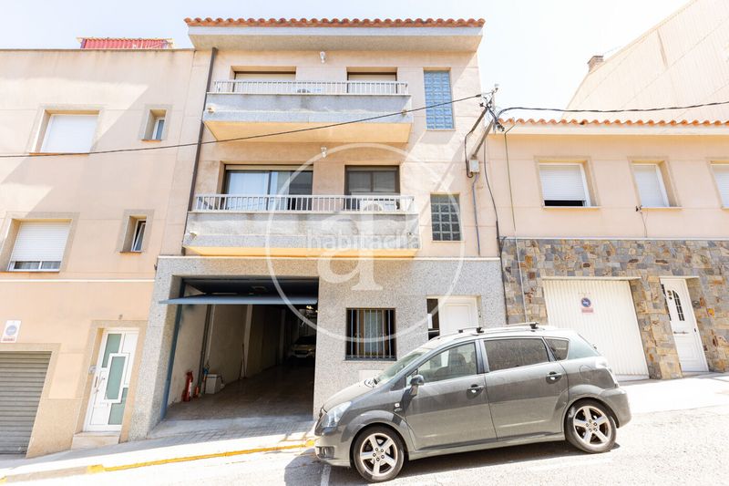 Foto eb959e31-165d-43af-be46-d3bc0acb6b17. Casa adossada amb calefacció aparcament a La Serreta Rubí
