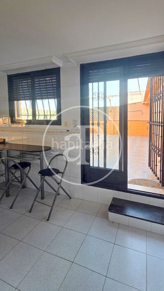 Foto f6ce4d44-8901-4385-9157-2a9b903fb606. Àtic amb calefacció aparcament piscina a Picassent