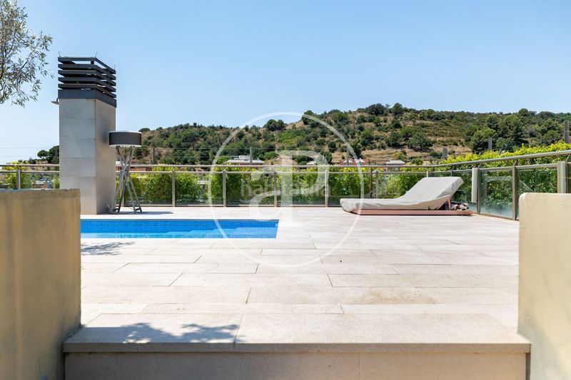 Foto 856fe0ef-119e-40e1-adf0-4c12708df06f. Pis amb calefacció aparcament piscina a Sant Gervasi - Bonanova Barcelona