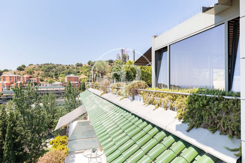 Foto f1bc8d48-f9bc-4848-930d-3fc61d9c82a6. Pis amb calefacció aparcament piscina a Sant Gervasi - Bonanova Barcelona