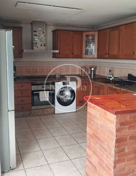 Foto 7ec73e9a-75a6-42dd-be08-effb4fa553fc. Casa adossada amb calefacció a Centro Almazora / Almassora