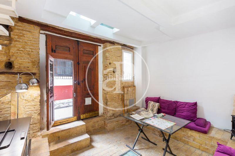 Foto d3457248-8d5c-473e-88e2-f2ef72d437f9. Casa adossada amb calefacció a El Carme Valencia