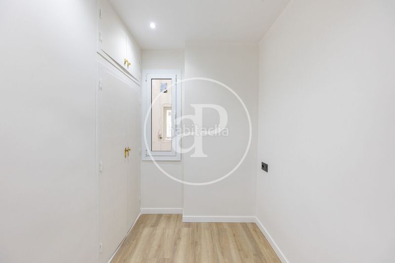 Foto dfcb16c0-e732-4587-b038-8c9a7d14f85f. Pis amb calefacció a Dreta de l´Eixample Barcelona