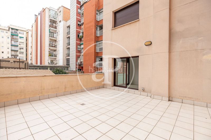 Foto f0a27cf2-81ae-4702-96cf-543731ab8162. Pis amb calefacció aparcament a Sagrada Família Barcelona