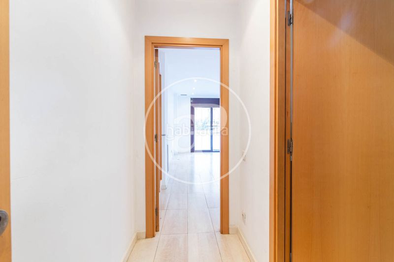 Foto 7566ffdd-2703-4fa4-9c66-156d6f208502. Etagenwohnung mit heizung parking in Sagrada Família Barcelona