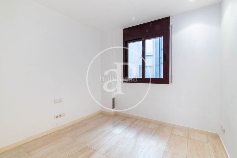 Foto 8512a508-88a8-4977-b3dd-d4f33e21c497. Etagenwohnung mit heizung parking in Sagrada Família Barcelona