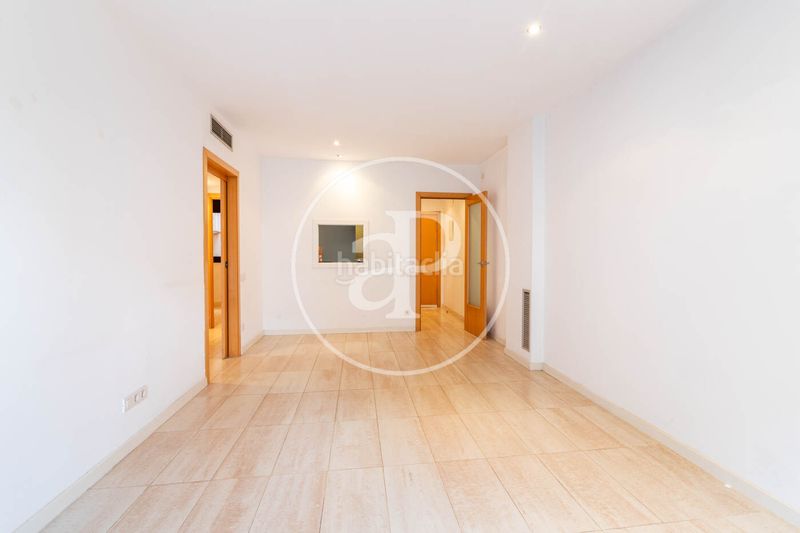 Foto b72c1be8-c81c-48e5-bcff-7070f0d285a0. Etagenwohnung mit heizung parking in Sagrada Família Barcelona