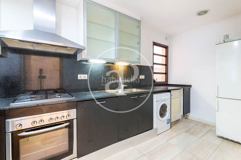 Foto cbea1aad-2516-4957-9063-431e6c899e7e. Etagenwohnung mit heizung parking in Sagrada Família Barcelona