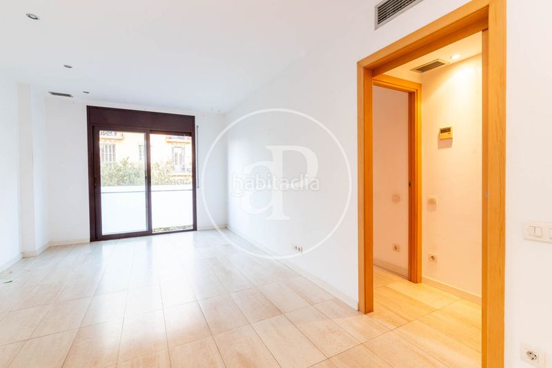 Foto d4f03c82-ab8d-45eb-a519-03fb23c26d22. Etagenwohnung mit heizung parking in Sagrada Família Barcelona